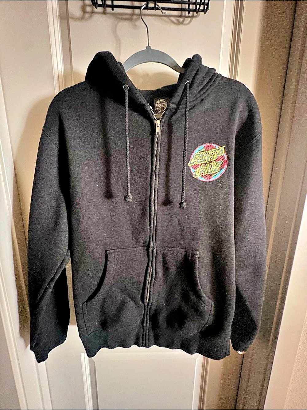 Santa Cruz Graphic Zip Hoodie in Black Small Like New